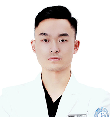 魏旭航 贝恩口腔医院品牌连锁江都机构种植科副院长、美学修复主任